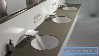 Аутоматски миксери су на потражњи на јавним местима. Аутоматски миксери су на потражњи на јавним местима.