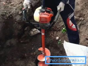 Мазање машина са бензинским мотором. Мазање машина са бензинским мотором.