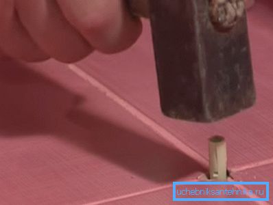 У њима бушимо рупице и чекиће. У њима бушимо рупице и чекиће.