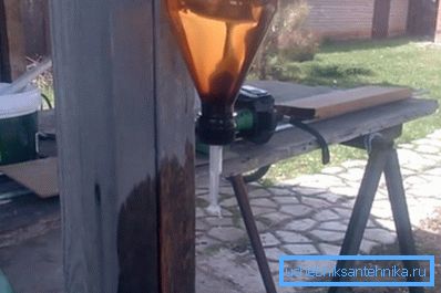Умиваоник за бочице спреман за одлазак. Умиваоник за бочице спреман за одлазак.