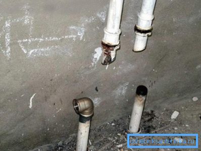 Да би прекинуо горњу поду од грејања, довољно је одсећи подизаче и поставити краткоспојник између њих. Да би прекинуо горњу поду од грејања, довољно је одсећи подизаче и поставити краткоспојник између њих.