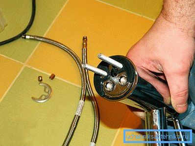 3924 Уклањање старог уређаја за мешање