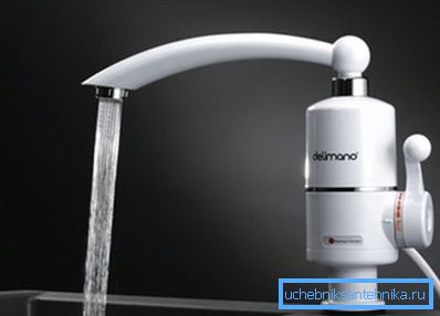 Електричне славине вам омогућавају да опремите собу топлом водом са својим рукама за неколико минута