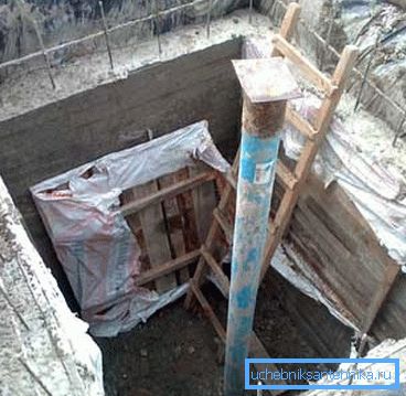 Формирамо монолитне зидове. Формирамо монолитне зидове.