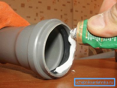 2790 Заптивање силиконских цеви