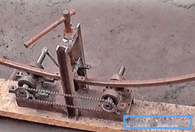 Савијање профилне цеви на бенду цеви Савијање профилне цеви на бенду цеви
