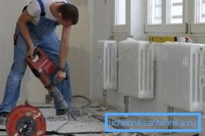 Да ли желите да сакријете цеви које одговарају радијаторима, направите жлебове у подруму и сакријете их под подом - као варијанта буџета Да ли желите да сакријете цеви које одговарају радијаторима, направите жлебове у подруму и сакријете их под подом - као варијанта буџета