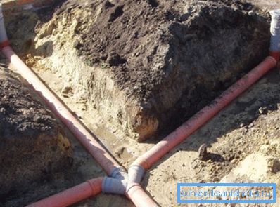 Производи намијењени за употребу на отвореном имају доста додатних својстава и обојени су у различите боје како би их разликовали од других производа. Производи намијењени за употребу на отвореном имају доста додатних својстава и обојени су у различите боје како би их разликовали од других производа.