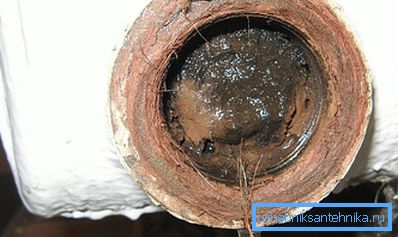 Депоније креча и муља у старом систему грејања.