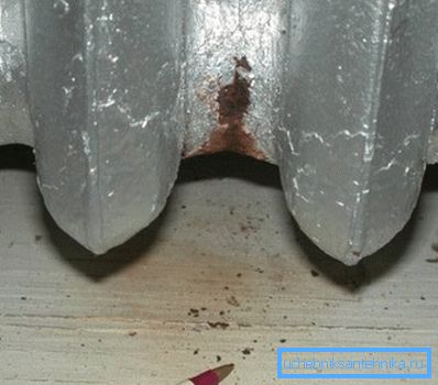 Како уклонити цурење у радијаторском грејању независно Како уклонити цурење у радијаторском грејању независно