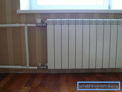 На слици је приказан типични алуминијумски конвектор. На слици је приказан типични алуминијумски конвектор.