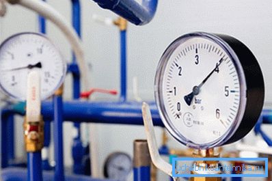 Притисак у цеви у великој мјери одређује колико ће ефикасно цијели систем радити. Притисак у цеви у великој мјери одређује колико ће ефикасно цијели систем радити.