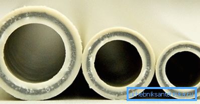 Не заборавите да смо израчунали унутрашњи пречник. Пластичне цеви су означене спољашњим.