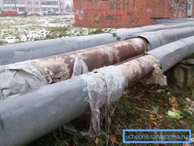 Неизоловани цевоводи - главни извор губитка топлоте Неизоловани цевоводи - главни извор губитка топлоте