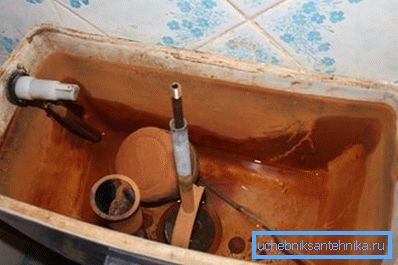 Неправилан рад цистерне је извор велике главобоље за власника. Неправилан рад цистерне је извор велике главобоље за власника.