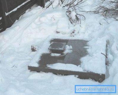 Неправилно изграђена септичка јама може изазвати блокаде. Неправилно изграђена септичка јама може изазвати блокаде.