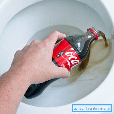Органске киселине које су део газираних пића, добро очистите водоводне зидове Органске киселине које су део газираних пића, добро очистите водоводне зидове