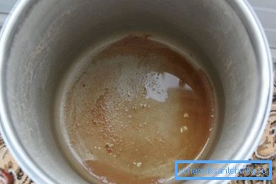 Седимент на дну кофе је знак вишка гвожђа Седимент на дну кофе је знак вишка гвожђа