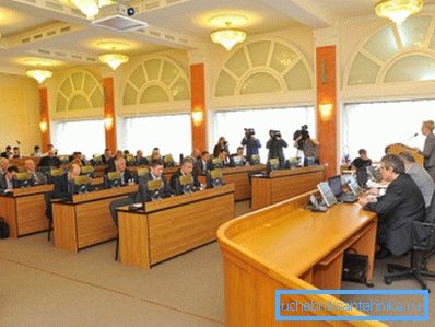 То зависи од тога када је грејање у стану укључено и искључено. То зависи од тога када је грејање у стану укључено и искључено.