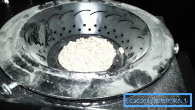 Котлови за грејање пелете са фиксним ретортним гориоником Котлови за грејање пелете са фиксним ретортним гориоником