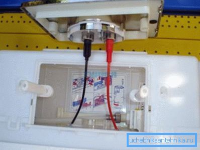 Пнеуматски системи су много компликованији од конвенционалних механичких опција. Пнеуматски системи су много компликованији од конвенционалних механичких опција.