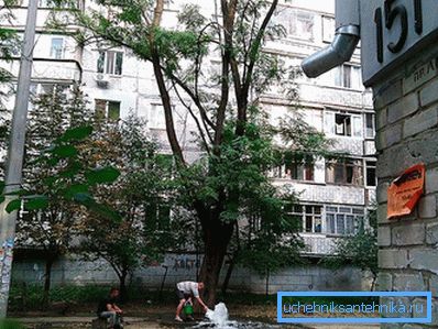 2771 Ударен водовод