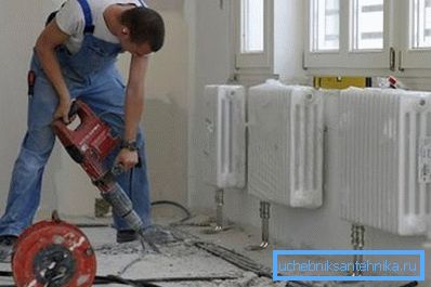 Стручно полагање цеви за грејање у приватној кући Стручно полагање цеви за грејање у приватној кући
