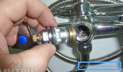 Заптивка је замењена, можете вратити назад.