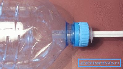 Умиваоник пластичне боце и шприца Умиваоник пластичне боце и шприца