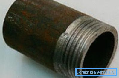 Лака је резања производа од структурног и угљеничног челика, али ако постоје празнине од легираног или ојачаног материјала, може доћи до потешкоћа у вези с потребом примјене више силе. Лака је резања производа од структурног и угљеничног челика, али ако постоје празнине од легираног или ојачаног материјала, може доћи до потешкоћа у вези с потребом примјене више силе.