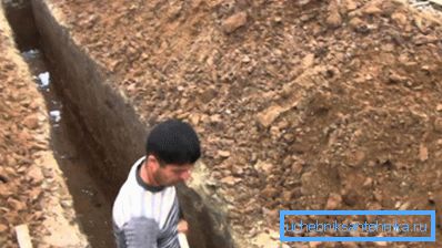 Ширина мора бити угодна за рад са минималним трошковима рада. Ширина мора бити угодна за рад са минималним трошковима рада.