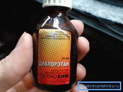 Придржавајте се сигурносних прописа када користите активне хемикалије. Придржавајте се сигурносних прописа када користите активне хемикалије.