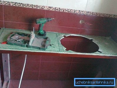 Стварањем таквих производа веома је важно правилно израчунати потребни пречник, јер не само да изгледа структура, већ и његова функционалност зависи од тога. Стварањем таквих производа веома је важно правилно израчунати потребни пречник, јер не само да изгледа структура, већ и његова функционалност зависи од тога.