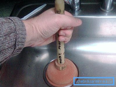 Уклањање зачепљења клипом Уклањање зачепљења клипом