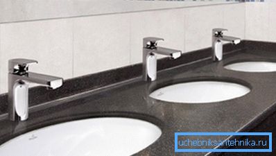 Инсет испод бројача Инсет испод бројача
