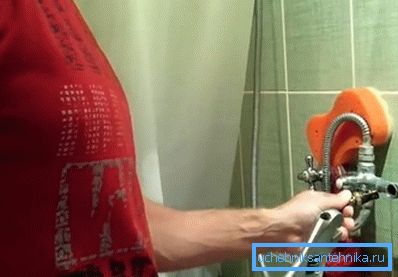 Замена кранбукси у миксеру - демонтажа Замена кранбукси у миксеру - демонтажа